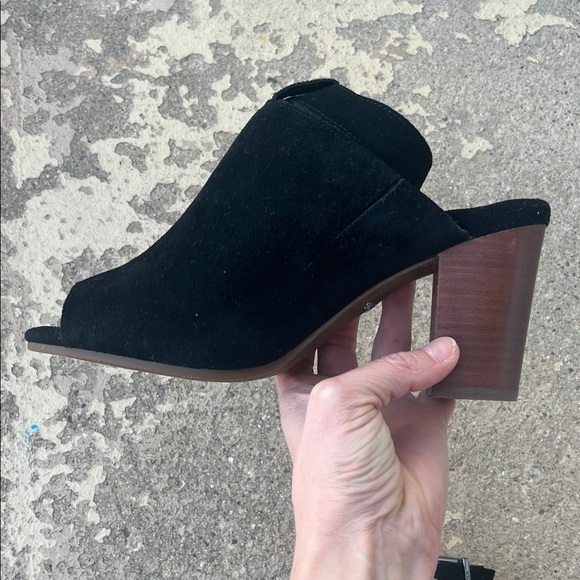 Vionic Black Suede Block Heel Sandals - Picture 7 of 16